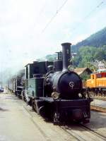 RhB Kursbuch-Dampfzug 6766 Bereitstellung Zugteil von Ilanz nach Landquart vom 27.08.1995 in Ilanz mit Dampflok-Doppelbespannung G 3/4 1 - G 4/5 108 - B 2247 - D 4052I - B 2246.