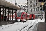 ABe 8/12 3507 wartet in Chur auf die Öffnung der Arosastrecke, die wegen des schweren Schnees mit umgestürzten Bäumen blockiert ist.