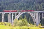 RhB Langwieser Viadukt mit Allegra und Bärenwagen am 21.09.2018.