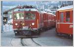 Gem 4/4 802 leistet Dieselvorspann auf der Arosabahn. Chur Bahnhofplatz. (Archiv 04/91)