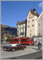 R1429 mit ABe 8/12 Allegra 3502 kurvt ums Obertor in Chur.