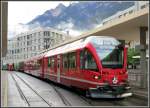 Gterlast nach Arosa mit R1429 und ABe 8/12 3507  Benedetg Fontana  in Chur.