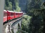 RhB,Arosabahn Streckenaufnahme aus dem Aussichtswagen am 08.07.03