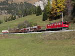 Ein grosse  klassik  ... Ein Gemische Güterzug aus Samedan, richtung Landquart oberhalb Bergün. Die Lok ist die Ge 6/6 II n° 701 ... 23/10/2019