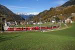 ABe 8/12 3507 zieht am 02.11.2014 den BEX 955 von Chur Richtung Tirano, aufgenommen ausgangs von Bergün.