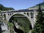 RhB Jubilum 100 Jahre Albulalinie,Der Alpine Classic Pullman Express auf dem bekannten Viadukt bei Solis am 06.07.03