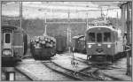 Es herrscht Hochbetrieb auf den Freiverladegeleisen des Bahnhofs Poschiavo. (Archiv 07/84)