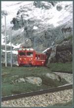 Gem 4/4 801 kurvt aus der Station Alp Grm.