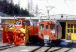 RhB BERGEZUG 9437 von Pontresina nach Unfallstelle Montebello am 06.03.1996 in Pontresina mit BERGE-Triebwagen Xe 4/4 9920.