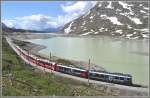 BerninaExpress 970 aus Tirano mit ABe 4/4 III 53 Tirano und 56 Corviglia zeigt den Fahrgsten in den Panoramawagen die Berninaregion von der schnsten Seite.