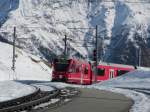 Regio 1652 Tirano - St. Moritz am 13.02.15 geführt von ABe 8/12 3504 bei der Einfahrt in Alp Grüm.