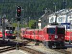 RhB - Pendelzug von  Scuol - Tarasp nach St.Moritz bei der Ausfahrt aus dem Bahnhof von Samedan am 25.08.2007