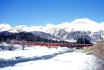 RhB PENDELZUG 325 von Samedan nach Pontresina mit BERNINA-EXPRESS B (Winter)-Kompo von Chur nach Tirano am 10.03.1998 auf der Flazbachbrcke bei Punt Muragl mit Triebwagen ABe 4/4 502 - B 2340 - AB 1514 - BDt 1723 - A 1273 - B 2491 - B 2461. Hinweis: 502er inzwischen Abbruch!
