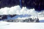 RhB DAMPFZUG fr GRAUBNDEN TOURS 3723 von St.Moritz nach Scuol am 09.02.1997 kurz vor Susch mit Dampflok G 4/5 108 - D 4052I - B 2060 - A 1102 - B 2245.
