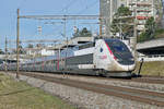 TGV Lyria 4417 fährt Richtung Bahnhof Muttenz.