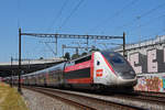 TGV Lyria 2723 fährt Richtung Bahnhof Muttenz. Die Aufnahme stammt vom 10.07.2019.