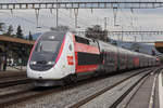 TGV Lyria 4725 durchfährt den Bahnhof Rupperswil.