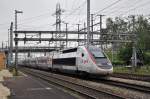 TGV Lyria 4416 durchfährt den Bahnhof Muttenz. Die Aufnahme stammt vom 06.06.2014.