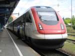 Der ICN nach Biel steht in Konstanz zur Abfahrt bereit.
Ein Video der Abfahrt gibt es unter http://www.youtube.com/watch?v=xQJncYgvEBI