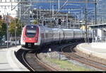 SBB - ICN  RABe 500 018-2 bei der einfahrt im Bhf. Yverdon am 21.10.2023