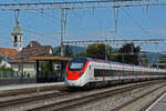 RABe 501 018-2 Giruno durchfährt am 12.08.2024 den Bahnhof Rupperswil.