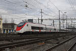 RABe 501 030-7 Giruno durchfährt am 12.02.2025 den Bahnhof Pratteln.