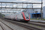 RABDe 502 022-2 Twindexx durchfährt am 10.06.2024 den Bahnhof Rupperswil.