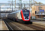 SBB - Triebzug  502 01 bei der durchfahrt in Muttenz am 09.1.2019