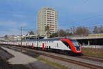 RABDe 502 006-5 Twindexx fährt Richtung Bahnhof SBB. Die Aufnahme stammt vom 23.12.2021.