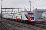 RABe 502 217-8 Twindexx durchfährt den Bahnhof Rupperswil.