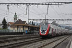 RABe 502 201-2 Twindexx durchfährt am 26.01.2023 den Bahnhof Rupperswil.