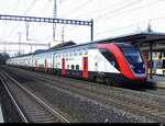 SBB - RABe 502 208 bei der Durchfahrt im Bhf.