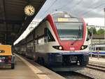 Zürcher S-Bahn Fahrzeug auf abwegen, Kiss 055, der am 16.5.17 übernohmen wurde, am 28.6.17 als RE nach Olten, in Burgdorf.