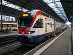 SBB - Triebzug RABe 511 055-1 als RE nach Bern im Bahnhof Olten am 23.12.2017