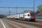 RABe 511 113 durchfährt den Bahnhof Rupperswil.