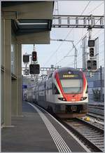 Die  CEVA  bietet nicht nur dem Léman Express die Grundlage, um Genève herum einen S-Bahn ähnlichen Verkehr anzubieten, sondern auch den RE Zügen St-Maucice/Vevey die