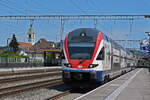 RABe 511 033 KISS durchfährt am 12.08.2024 den Bahnhof Rupperswil.
