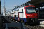 RABe 514 Nr: 514030-6 wartet im Hauptbahnhof Zrich auf die Ausfahrt als S8 nach Pfffikon SZ. 25.08.2008