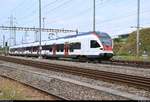 RABe 521 035 (Stadler FLIRT) der Regio-S-Bahn Basel (SBB) als S3 von Delémont (CH) nach Olten (CH) erreicht den Bahnhof Pratteln (CH).