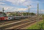 RABe 521 ??? (Stadler FLIRT) der SBB GmbH (SBB) als SBB87702  Seehas  von Konstanz nach Engen verlässt den Bahnhof Singen(Hohentwiel) auf Gleis 1.