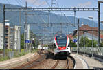RABe 521 019 (Stadler FLIRT) SBB als R 7622 von Solothurn (CH) nach Biel/Bienne (CH) erreicht die Haltestelle Biel Mett/Bienne Mâche (CH) auf der Jurasüdfusslinie (Bahnstrecke Olten–Lausanne | Fahrplanfeld 410).
[24.7.2019 | 13:03 Uhr]