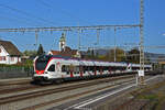 RABe 521 014, auf der S26, durchfährt am 27.10.2022 den Bahnhof Rupperswil.