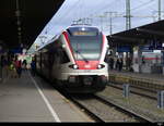 SBB - RABe  521 205 als Regio (S6 ) ach Engen im Bhf.