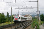 In Basel konnte ich am 18. Juli 2009 den Triebzug 521 004 ablichten.
Wenige Sekunden nach der Aufnahme befuhr er die Brücke über den Rhein.