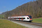 RABe 523 061, auf der S3, fährt Richtung Bahnhof Tecknau.