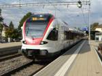 SBB - Triebzug RABe 523 050 als Regio nach Olten bei der ausfahrt im Bahnhof Grenchen Süd am 23.08.2015