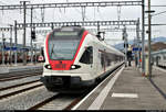 RABe 524 018 und RABe 524 104 (Stadler FLIRT) der TILO SA (SBB/TRENORD S.r.l.) als unbekannter RE nach Milano Centrale (I) verlassen den Startbahnhof Chiasso (CH) auf Gleis 1.
[20.9.2019 | 13:13 Uhr]