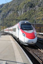 Hier die Einfahrt eines ETR 610 nach Mailand am 26.10. in Brig.