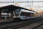 Der THURBO Triebzug RABe 526 779 fährt als S2 nach Nesslau soeben im Bahnhof St. Gallen - St. Fiden ein.

St. Gallen - St. Fiden, 21.04.2019