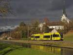 S5 23545 von Weinfelden kommend hat gerade die Station Brglen (TG) verlassen und befindet sich auf der Fahrt nach St.